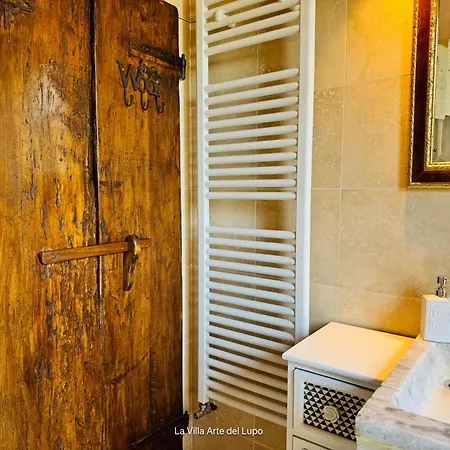 La Arte Del Lupo-two Birds Holiday home