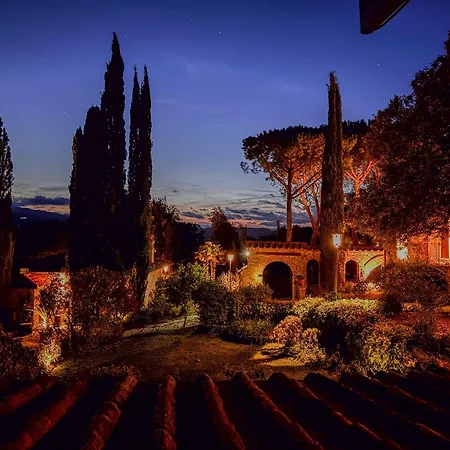 Holiday home La Arte Del Lupo-two Birds